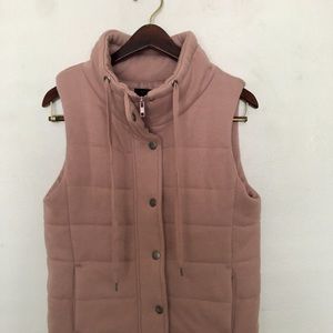Pale pink salmon colored vest. Size small